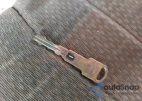 2001 Buick Century Custom from USA, damaged, VIN 2G4WS52J511133166